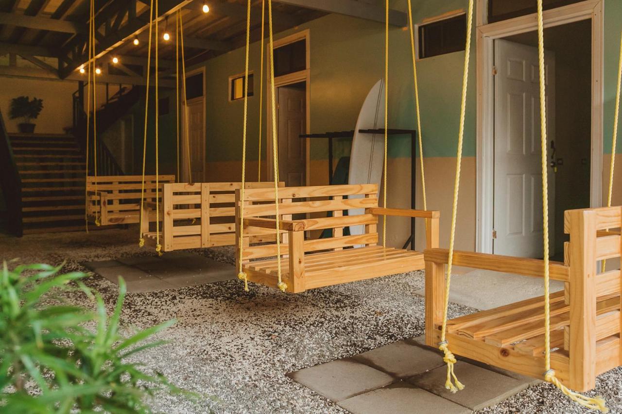 Habitat Surf Glamp Hotel Playa Santa Teresa  Exterior photo